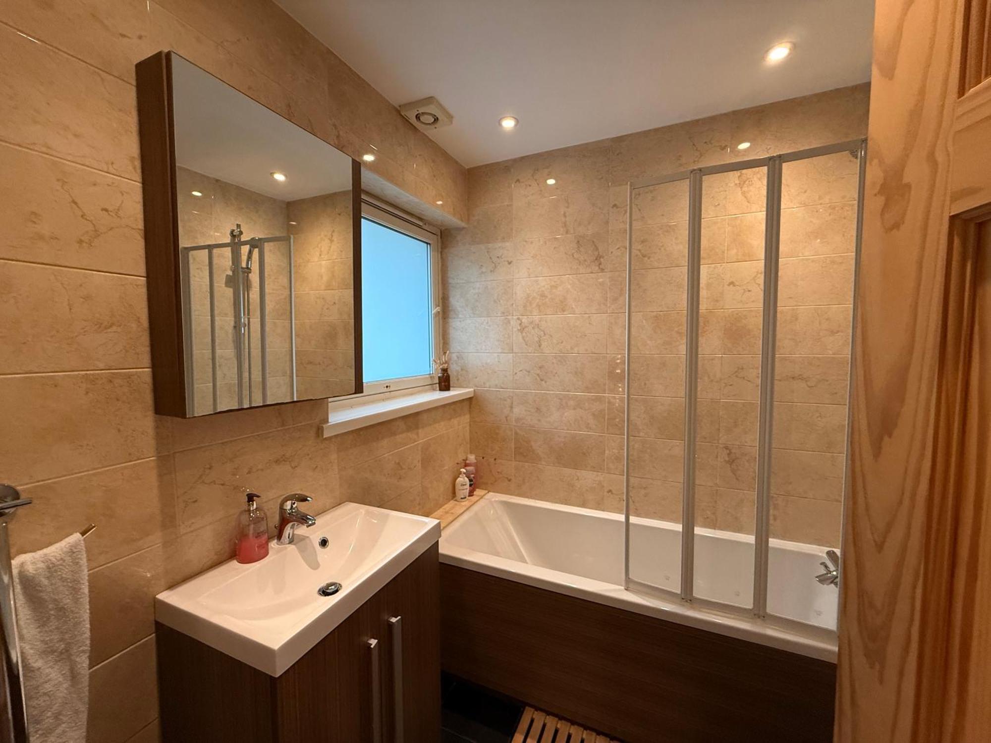 Appartement Two Bedroom Flat In The Heart Of